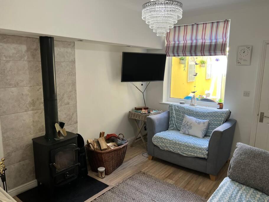 Lilly'S Cottage, Filey, Sleeps 8 Exterior photo